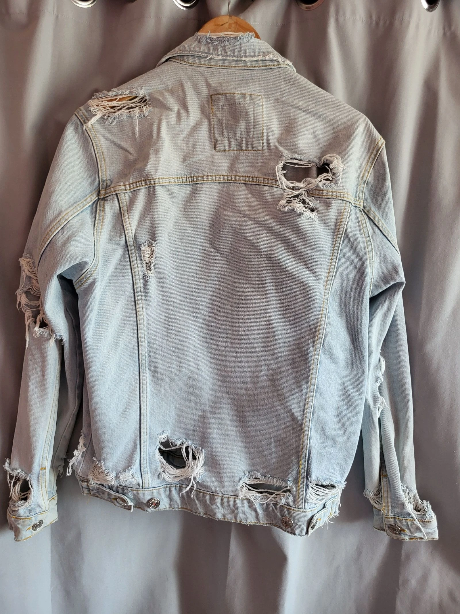 Distressed denim jacket Zara – photo 8